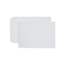 CUMBERLAND POCKET ENVELOPE C4 324x229 StripSeal White 80 Box Of 250